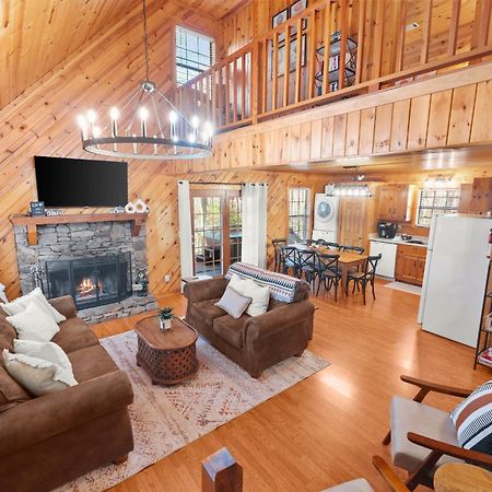 Firefly Lodge - Cozy 4 Bedroom Cabin Minutes To Helen Sautee Nacoochee Zewnętrze zdjęcie